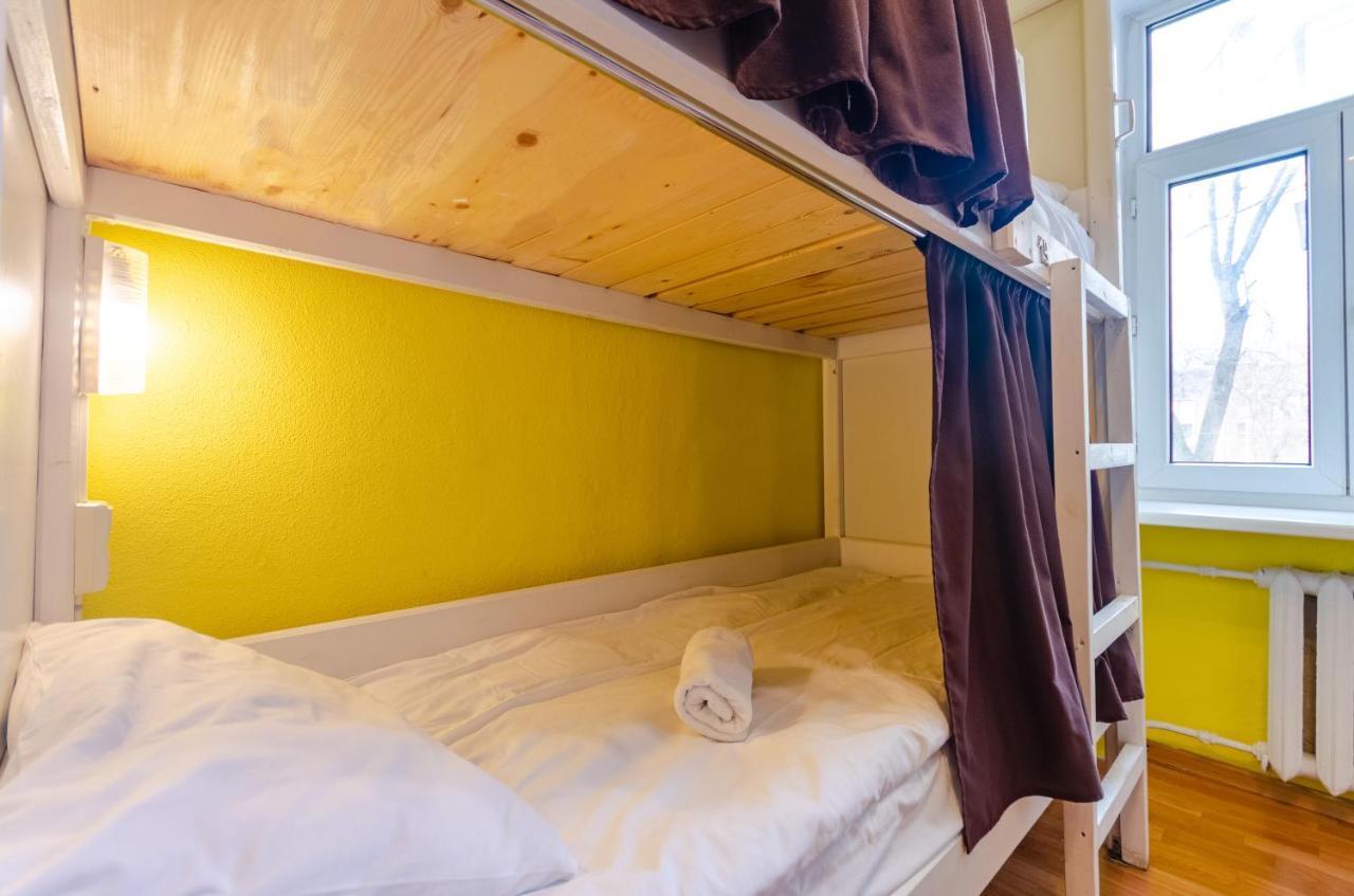 Sun City Hostel Киев Екстериор снимка